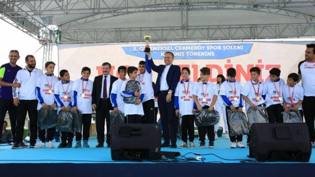 Çekmeköy Spor Şenliği’nde 8 Bin öğrenci yarıştı