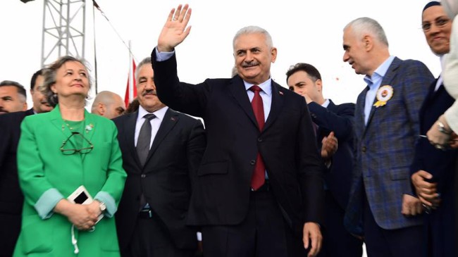 Başbakan Yıldırım, Sancaktepe’de Paşaköy TEM Kurtköy yolunu açtı