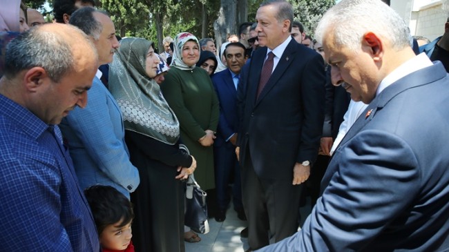 Cumhurbaşkanı Erdoğan, 15 Temmuz Şehitliği’nde
