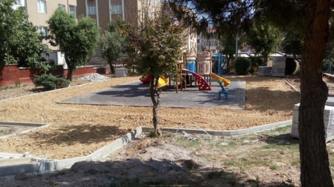 Ümraniye Belediyesi parkları yeniliyor