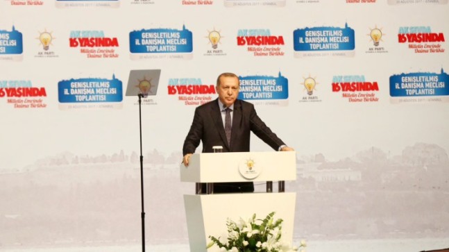 Cumhurbaşkanı Erdoğan, “İdeal siyasetçi oturduğu koltuktan güç alan değil oraya güç katandır”
