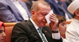 Cumhurbaşkanı Erdoğan’ı yine ağlattılar!