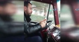 Minibüs şoförü seyir halinde mesaj atıyor