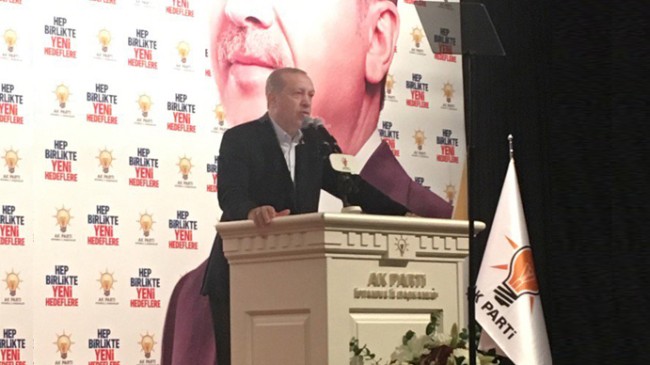 Cumhurbaşkanı Erdoğan, AK Parti il binasında
