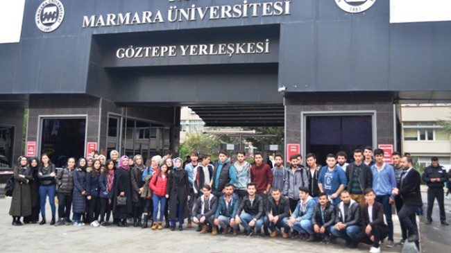 Genç Gelecek öğrencileri Marmara Üniversitesi’nde
