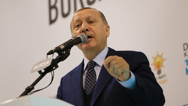 Cumhurbaşkanı Erdoğan, “Millî mücadelede karşımıza kim çıkarsa çıksın ezer geçeriz”