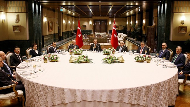 Cumhurbaşkanı Recep Tayyip Erdoğan, adaletin zirvesi ile bir araya geldi