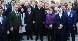 AK Parti Ümraniye teşkilatı Cumhurbaşkanı Erdoğan’la mecliste buluştu