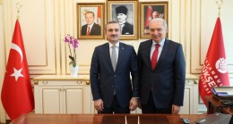 Başkan Bayram Şenocak’tan Başkan Uysal’a iadeyi ziyaret