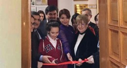 Erenköy Kız Anadolu Lisesi’nde revir ve sergi açılışı