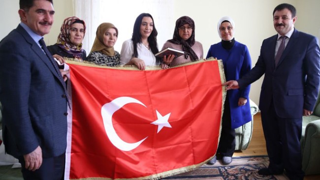 Kavakçı, Afrin Şehidi Ali Yılmaz’ın ailesini ziyaret etti