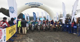 Sancaktepe’de yağmura rağmen dağ bisiklet yarışına yoğun ilgi
