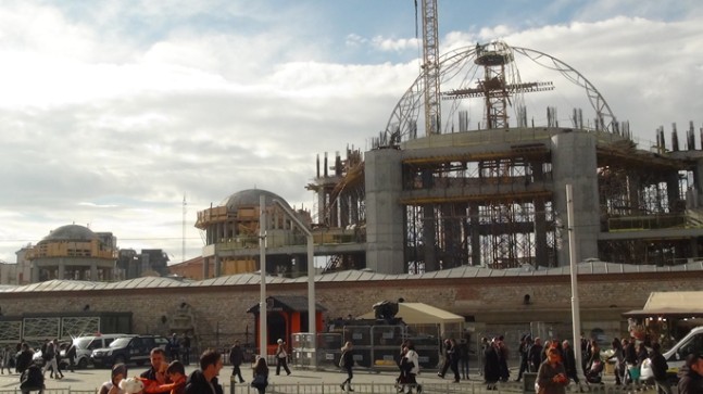 Taksim Camii’nin yapımı sürüyor