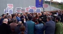 AK Parti Kadıköy’den olayın olduğu metro durağında basın açıklaması
