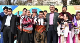 Başkan Türkmen, Down Sendromlu gençlerle buluşarak  farkındalık oluşturdu