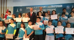 Mustafa Cengiz, Sancaktepe Belediyesi Sporcu Performans Laboratuvarı karne törenine katıldı