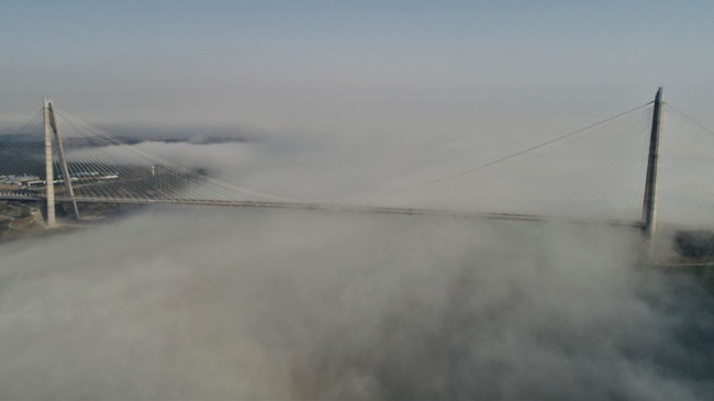 Yavuz Sultan Selim Köprüsü’nün sisler içindeki hali…