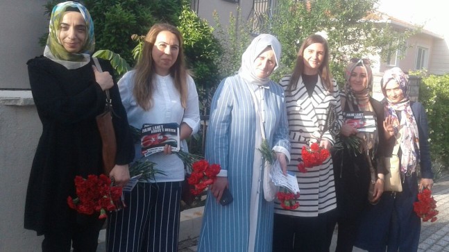 Üsküdar’ın AK Kadınları seçmen ziyaretinde