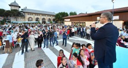 Başkan Türkmen, “O eski Ramazanları özleyenler Üsküdar’a gelsin”