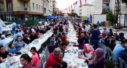 Sancaktepe’de mahalle iftarlarına yoğun ilgi