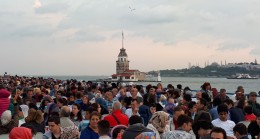 İstanbul sel oldu Üsküdar Belediyesi’nin gönül sofrasına aktı