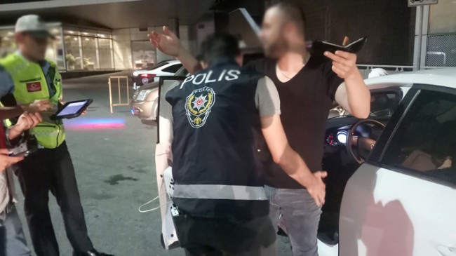 İstanbul polisinden kurt kapanı