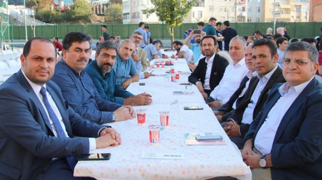 Kadıköy İmam Hatip mezunları, Geleneksel Pilav Günü’nde buluştu