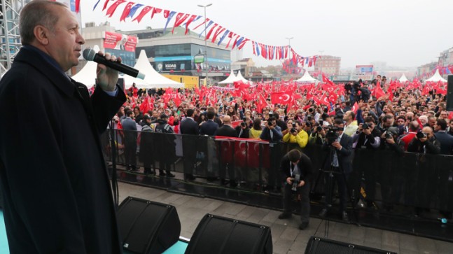 Başkan Erdoğan, Çekmeköylülerin metro sevincine ortak oldu