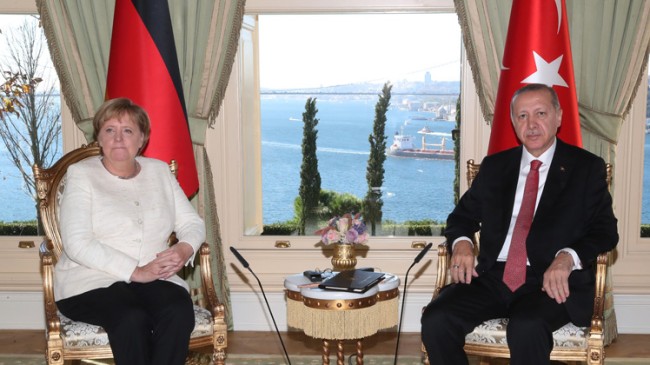 Başkan Erdoğan, Merkel’i kabul etti