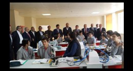 Kadıköy İmam Hatip Ortaokulu, “Bilimin Kanatları’ndan yararlandı