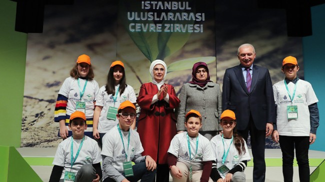 Emine Erdoğan, İstanbul Uluslararası Çevre Zirvesi’ne katıldı