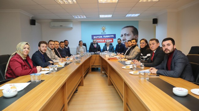 Başkan Murat Aydın Beykoz ilçe teşkilatını ziyaret etti