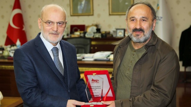 İstanbul Takipte’den Başkan Yücel Çelikbilek’e Vefa Ödülü