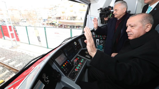 Cumhurbaşkanı Erdoğan, Gebze-Halkalı banliyö tren hatlarının açılışını yaptı