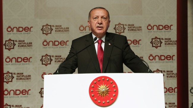 Başkan Erdoğan, İETT’de çalışırken ‘ya sakal ya istifa’ restinde ne yaptı?