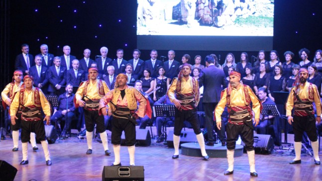 Tuzla Belediyesi Kültür Sanat Sezonu, muhteşem sunumla açıldı