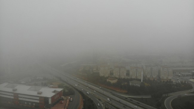 İstanbul’da sisli bir sabah