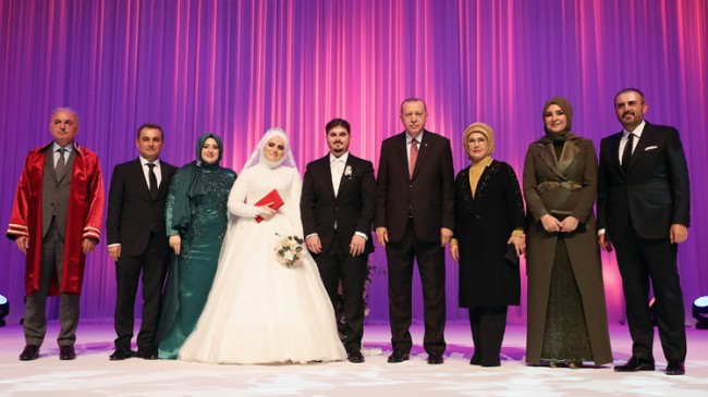 Başkan Erdoğan, Elif Sena Ünal ile Ali Yavuz Sayım’ın nikah şahidi oldu