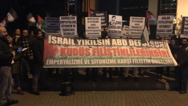 İsrail Konsolosluğu önünde protesto