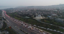 İstanbul trafiğinde yoğunluk yaşanıyor