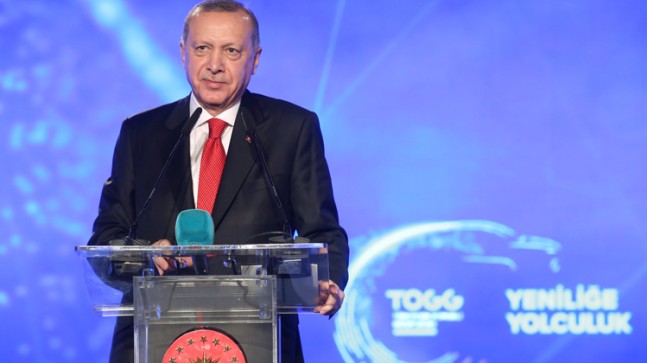 Başkan Erdoğan, “Devrim otomobilinin önünü kestiler ama devrin otomobilinin önünü inşallah kesemeyecekler”