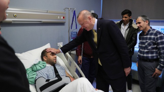 Başkan Erdoğan hasta ziyaretlerinde