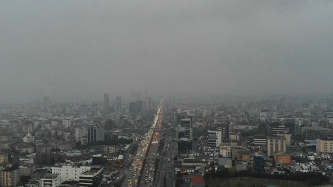 İstanbullular sabah sisle karşılaştı
