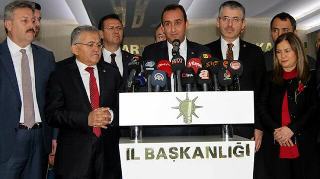 İyi Parti’li İncesu Belediye Başkanı Mustafa İlmek AK Parti’ye geçti