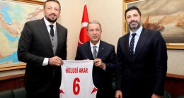 TBF Başkanı Türkoğlu, Bakan Akar’ı ziyaret etti