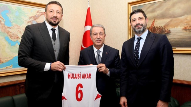 TBF Başkanı Türkoğlu, Bakan Akar’ı ziyaret etti
