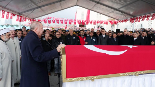 Başkan Erdoğan, İdlib şehidi Emre Baysal’ın cenazesine katıldı