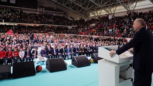 Erdoğan, Burhan Felek Atletizm Pisti’nin açılışını yaptı