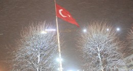 İstanbul’da kar yağışı devam ediyor