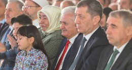 Semiha Hocamız ile Başbakan Binali Yıldırım gözyaşlarını tutamadı